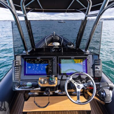 Protector Boats Chase 330